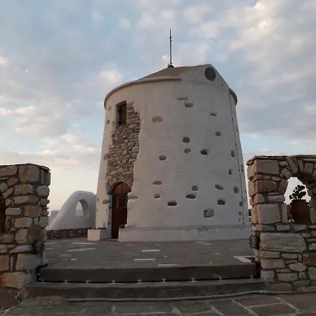 Paros Traditional Windmill Holiday home